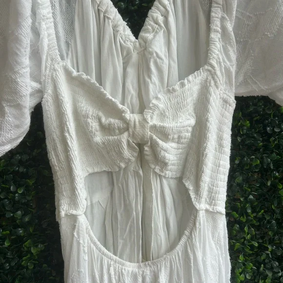 Anthropologie Cream Tiered Maxi Dress with Puff Sleeves - Picture 4 of 4